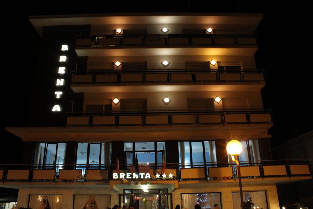 Hotel Brenta Viserbella di Rimini 외부 사진