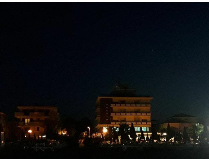 Hotel Brenta Viserbella di Rimini 외부 사진