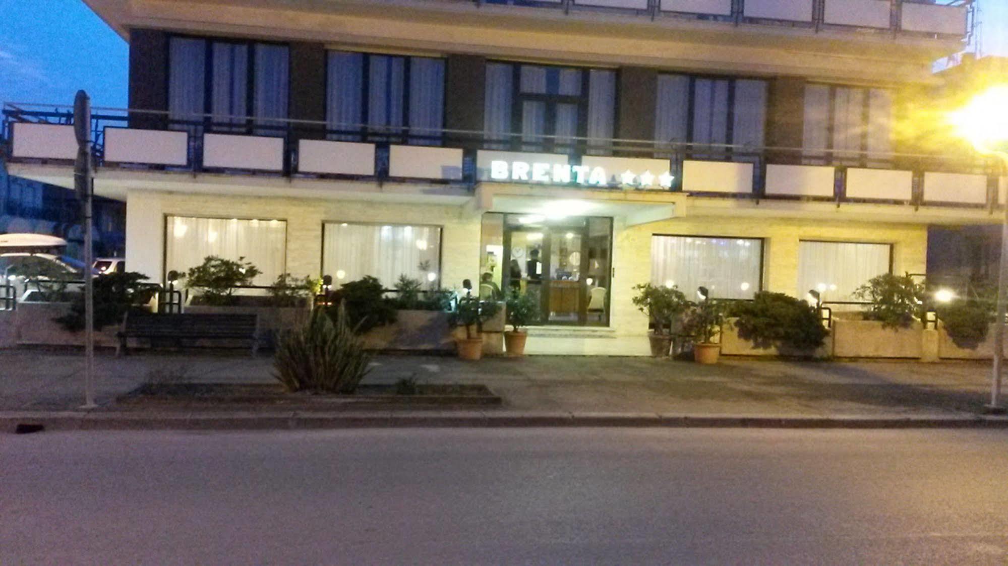 Hotel Brenta Viserbella di Rimini 외부 사진
